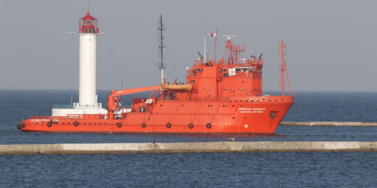 На верфь Нибулона на ремонт зашло судно ВМСУ