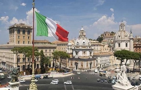 Италия открывается для туристов. Но не для всех