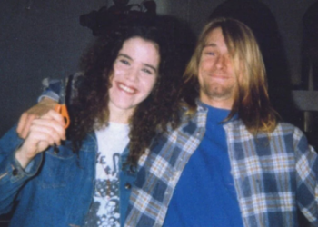 Шесть волосин Курта Кобейна продали на аукционе за $14 тысяч