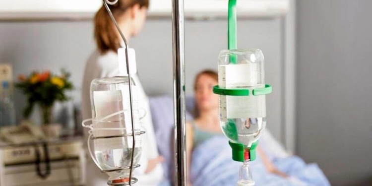 В Киеве неизвестным веществом отравилась семья и медики, приехавшие на вызов