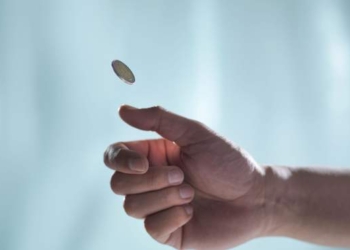 В британском городе подбрасывали монетку, чтобы выбрать победителя выборов