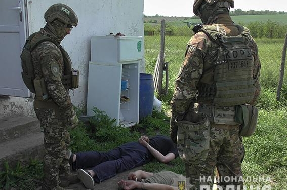 На Николаевщине накрыли сеть теплиц – в них выращивали наркозелье для 3 областей (ФОТО, ВИДЕО)