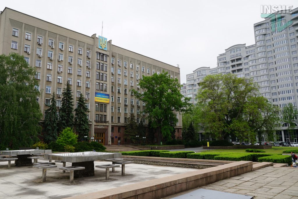 Проектировщику Соборной площади отказали на тендере по проекту фонтана у Николаевской ОГА: всего один сотрудник 1