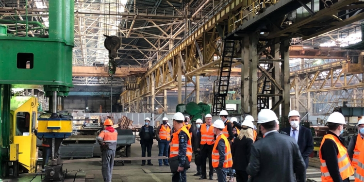 Строительство ракетных катеров для ВМСУ: британские эксперты посетили николаевские заводы