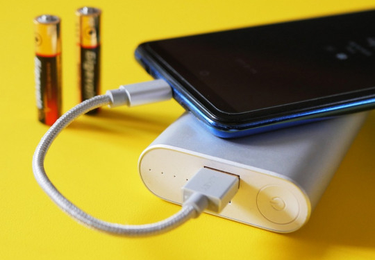 В Харькове взорвавшийся пауэрбанк оторвал подростку два пальца