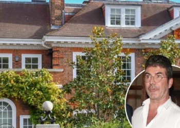 Привидение-гей мешает? Один из крупнейших представителей британского шоубизнеса решил продать свой особняк