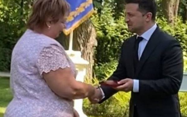 Президент отметил главврача Николаевской горбольницы №5 (ФОТО)