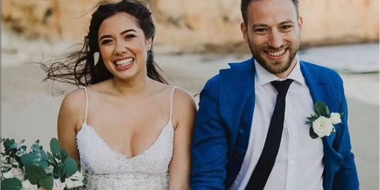 Грек убил жену-британку и инсценировал ограбление. Ему почти поверили, но его сдали смарт-часы (ФОТО)