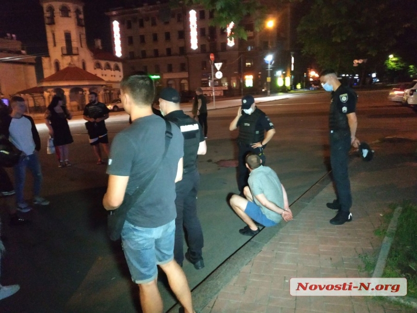 Ночные "разборки" в центре Николаева завершились стрельбой, двое раненых 1