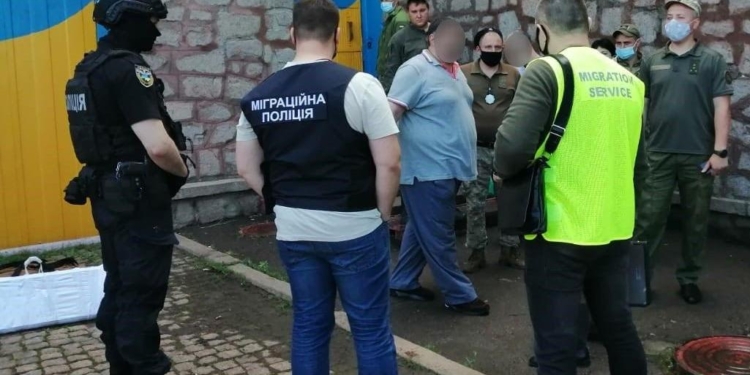 Из Украины выдворят гражданина Грузии – он позиционировал себя как “смотрящий” Казанковской колонии (ФОТО)