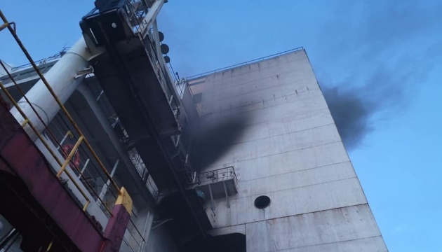 В Индийском океане горело судно с украинцами на борту. Погиб моряк из Одессы (ФОТО)