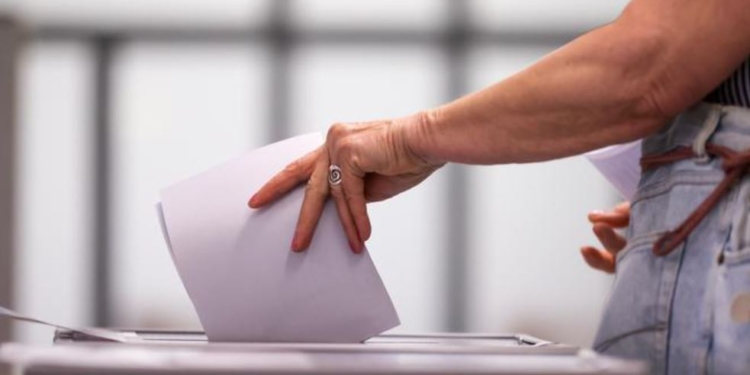 На местных выборах в Германии побеждает партия Меркель