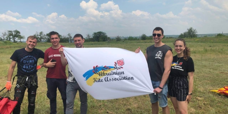 Сборная Николаевской области победила на первом Кубке Украины по кайт-флаингу 2021 (ФОТО)