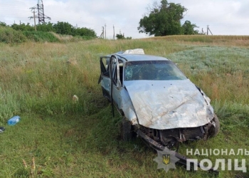 Смертельное ДТП возле Каменки. Водителя и пассажира выбросило из авто (ФОТО)