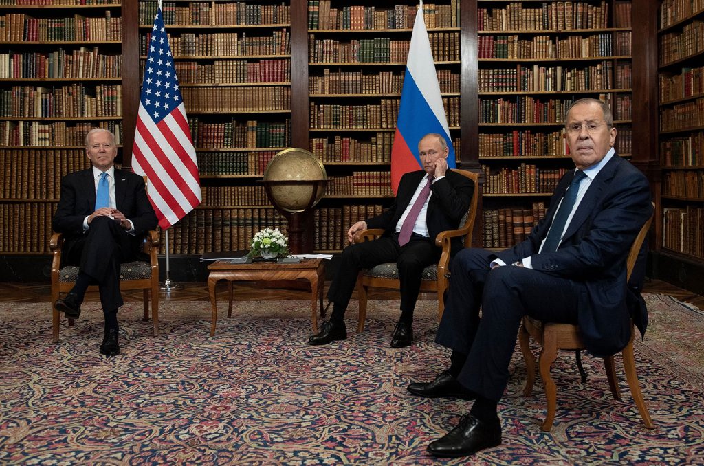 Лавров анонсировал переговоры Путина с Байденом по Украине 1