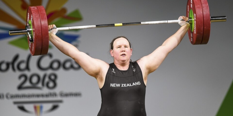 На Олимпиаде в Токио впервые выступит трансгендерная штангистка