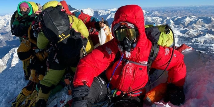 Харьковчанин побил рекорд по восхождениям на Эверест