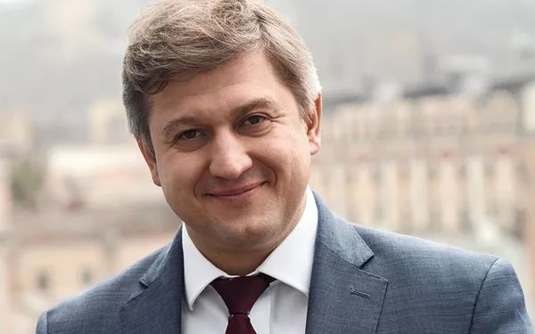 Бывшие сдают бывших. Данилюк обвинил Богдана в создании модели власти, загнавшей Зеленского в тупик. И анонсировал новую политсилу