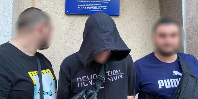 В Николаеве мошенник выманил у пенсионерки 9 тыс грн. – на лечение сестры (ФОТО)