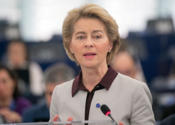 ЕС будет занимать позицию силы в отношениях с Россией, – глава Еврокомиссии