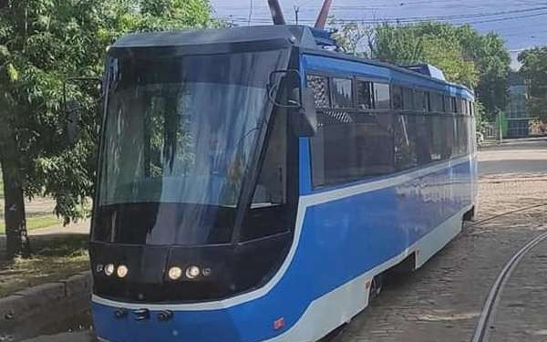 В Николаеве на обкатку вышел трамвай, который собрали на «Николаевэлектротрансе» (ФОТО)