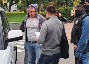 $160 тыс. за приватизацию гостиничного комплекса: на взятке задержан замгубернатора Черниговской области и посредник (ФОТО)