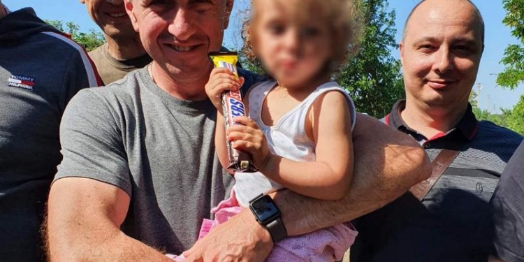 Отошла от дома на 5 км: как на Николаевщине искали и нашли двухлетнюю Олю Шевчук (ФОТО)