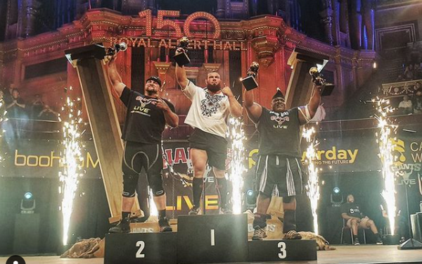 25-летний украинец защитил титул сильнейшего человека планеты (ВИДЕО)