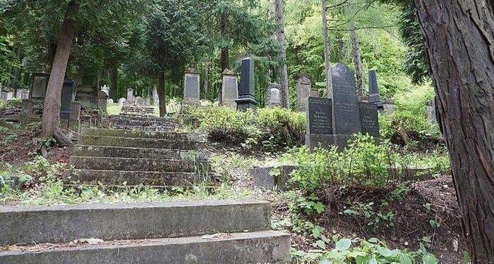 В Германии оцифруют сотни надгробий на еврейских кладбищах