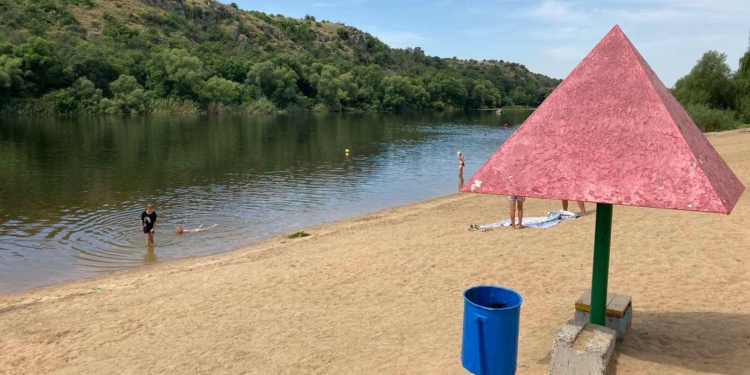 В Южноукраинске в реке нашли тело 16-летней девушки