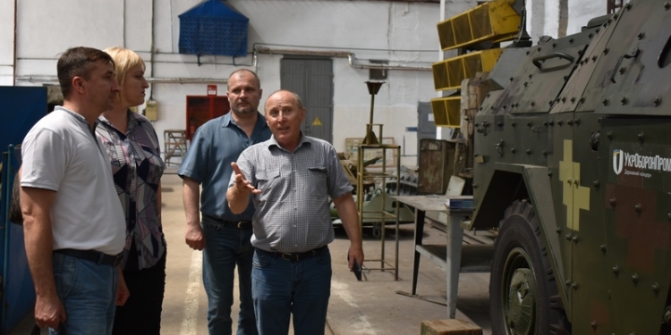 На Николаевском бронетанковом заводе вместе с налоговиками выработали стратегию погашения налогового долга