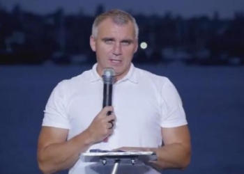 Мэр Николаева пообещал, что 5 млн.грн. из бюджета города на большой флаг будут выделены