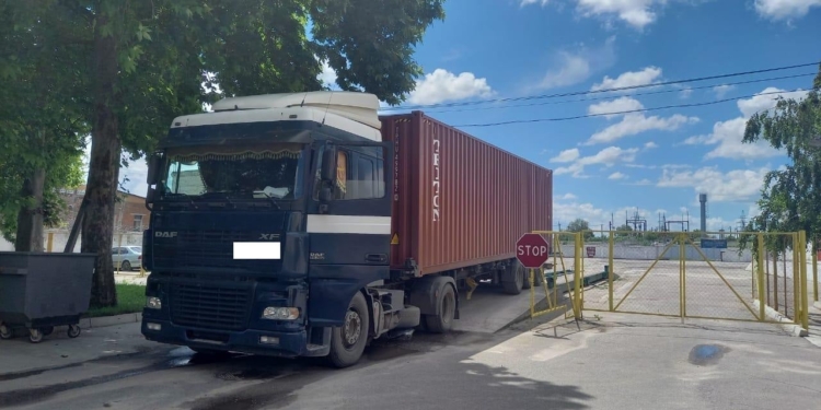 На Николаевщине сотрудники ГФС нашли свыше 1 тонны незадекларированного товара китайского производства (ФОТО)