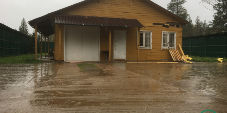 Под Петербургом обнаружили частную тюрьму с крематорием (ФОТО, ВИДЕО)