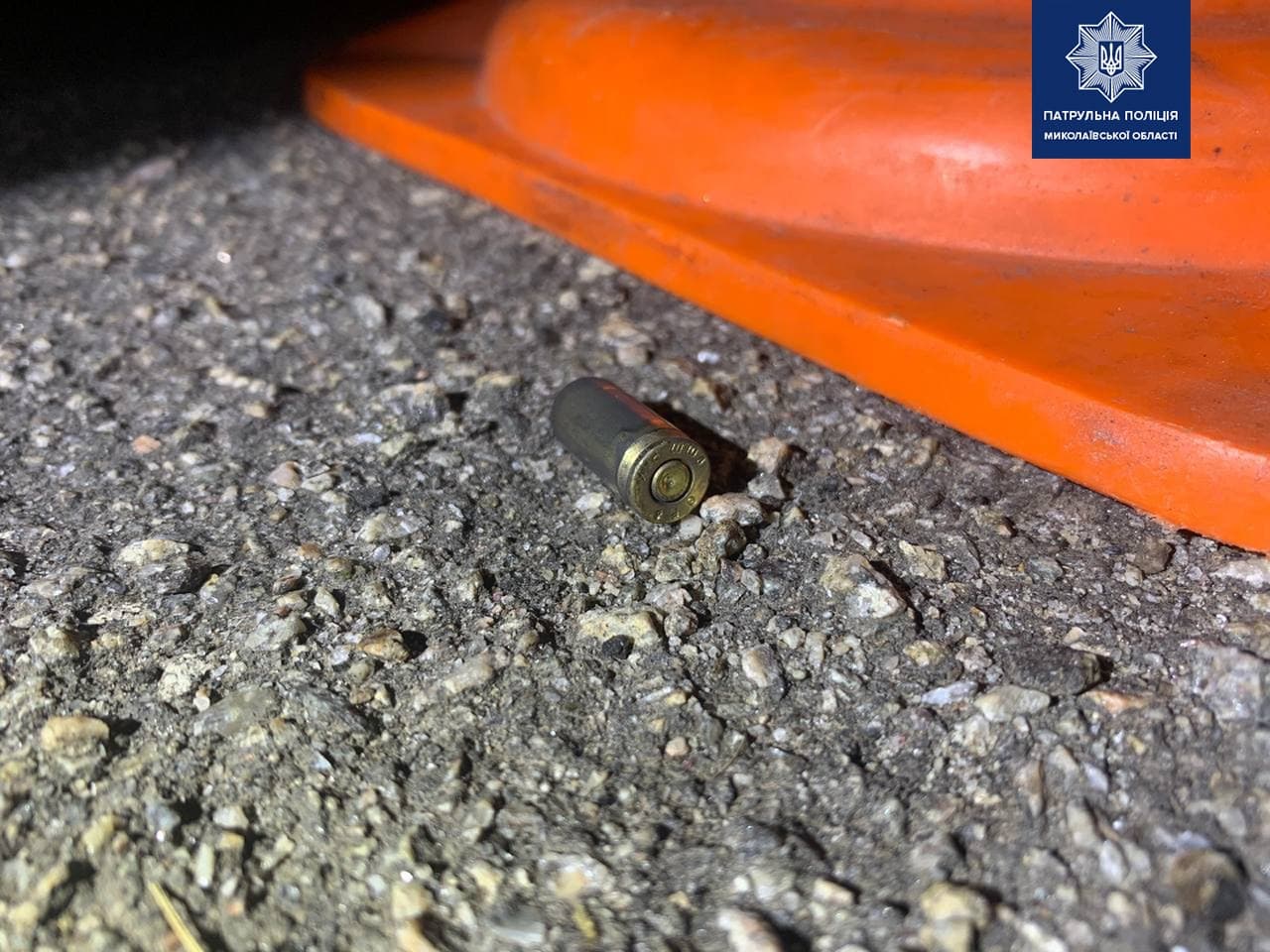 В Николаеве по территории школы ходил мужчина с пистолетом. И стрелял (ФОТО)