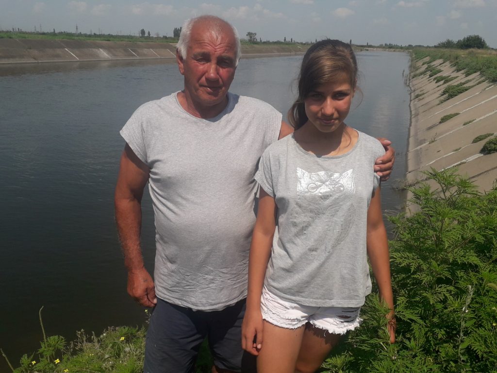 На Николаевщине смотритель каналов спас от верной смерти 13-летнюю девочку (ФОТО, ВИДЕО) 19
