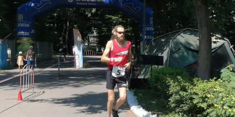 Украинец по жаре бежал без остановки 48 часов и пробежал 435,5 км (ФОТО)