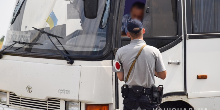 На Николаевщине полиция увеличила количество автопатрулей на дорогах области: началась месячная отработка (ФОТО, ВИДЕО)