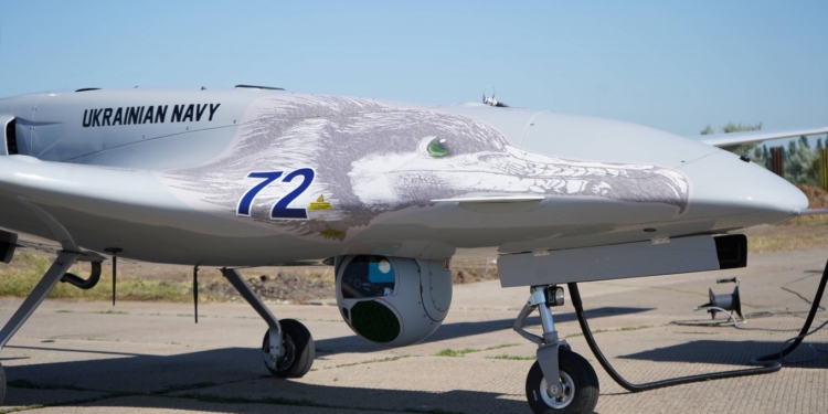 Первый комплекс Bayraktar TB2 поставят на вооружение дислоцирующейся в Николаеве 10-й бригады морской авиации (ФОТО)