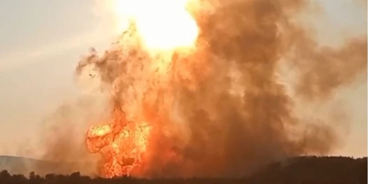 Горела земля. В РФ на магистральном газопроводе произошел взрыв (ФОТО, ВИДЕО)