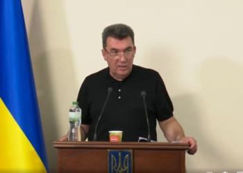Тарифы, расширение санкционного списка и Укрзализныця. Что рассматривали на СНБО (ВИДЕО)