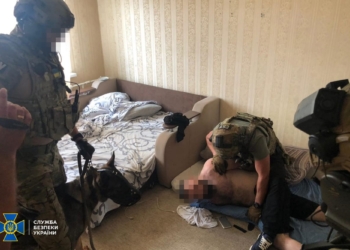 В Одессе задержали фальшивомонетчиков – фальшивость их долларов не определяли даже спецустройства (ФОТО, ВИДЕО)