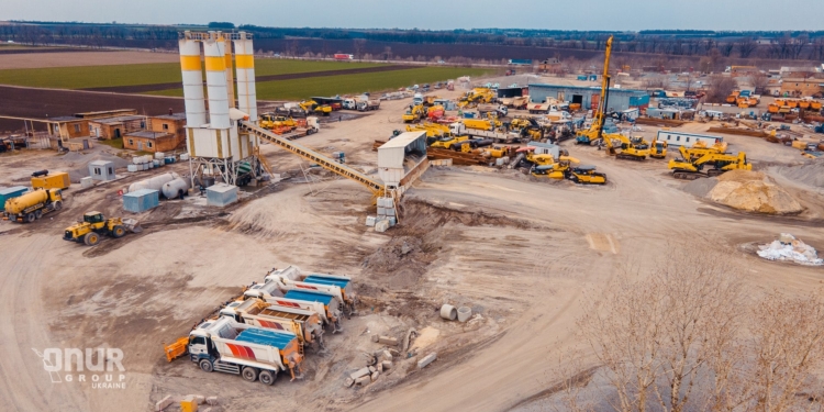 Собственниками украинской компании, получившей право добывать золото, стали 3 гражданина Турции