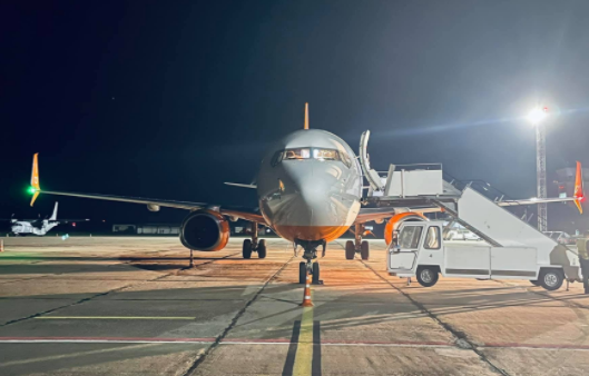 Николаевский аэропорт за сутки принял полторы тысячи пассажиров: Барна гордится, пассажирам стыдно