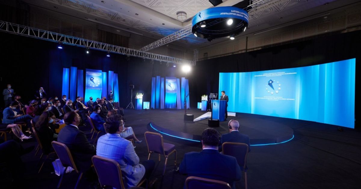 Батумский саммит: президенты Украины, Грузии и Молдовы подписали Декларацию о евроинтеграции