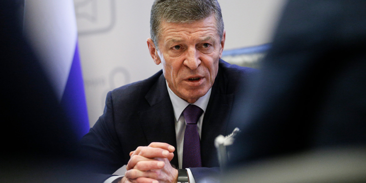 Уничтожением национальной идентичности украинцев на оккупированном Донбассе занимается фонд  Козака, – разведка