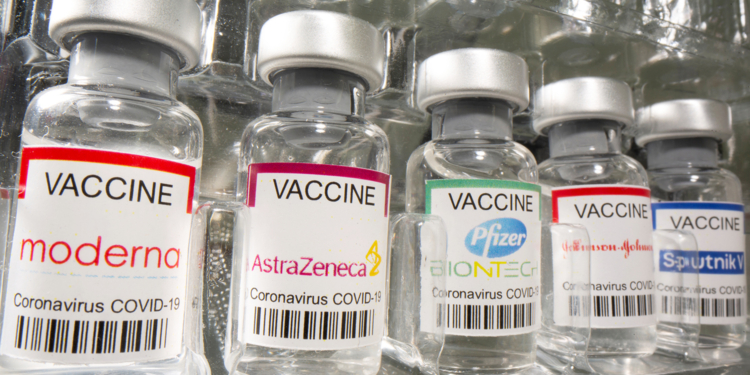 США отправили в Украину 2 миллиона доз вакцины Moderna