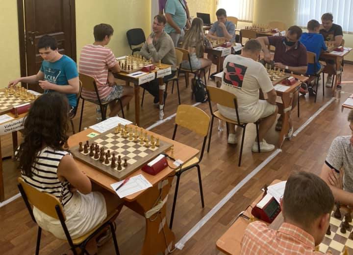 В Николаеве стартовал международный шахматный турнир “Bridges of Ingul – 2021” (ФОТО) 25