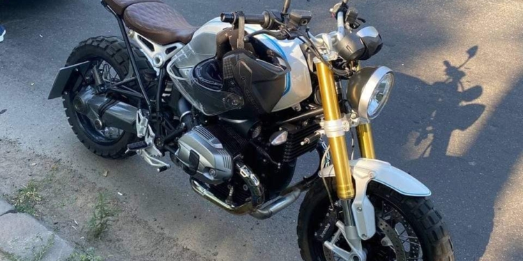 Николаевские патрульные задержали мотоциклиста с поддельными документами на транспортное средство (ФОТО)