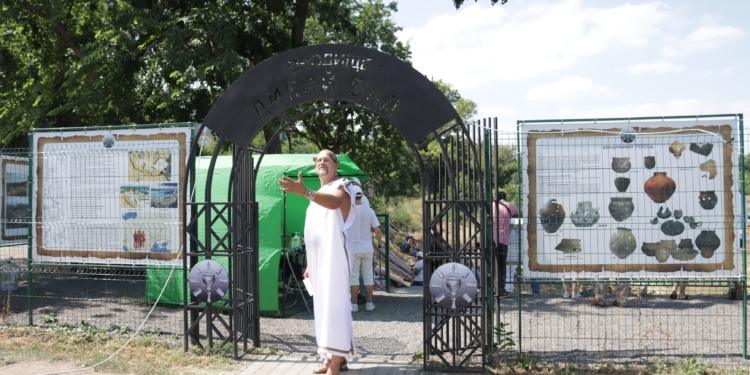 В Николаеве проходит фестиваль «Дикий Сад: арт-перекресток времен и народов» (ФОТО)